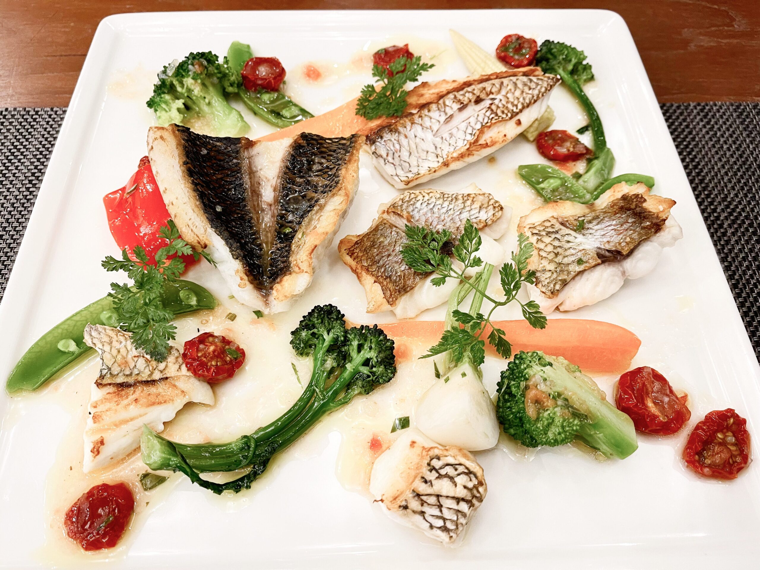 French bistro fish dish Pan-fried seasonal fish "DINNER PLAN"