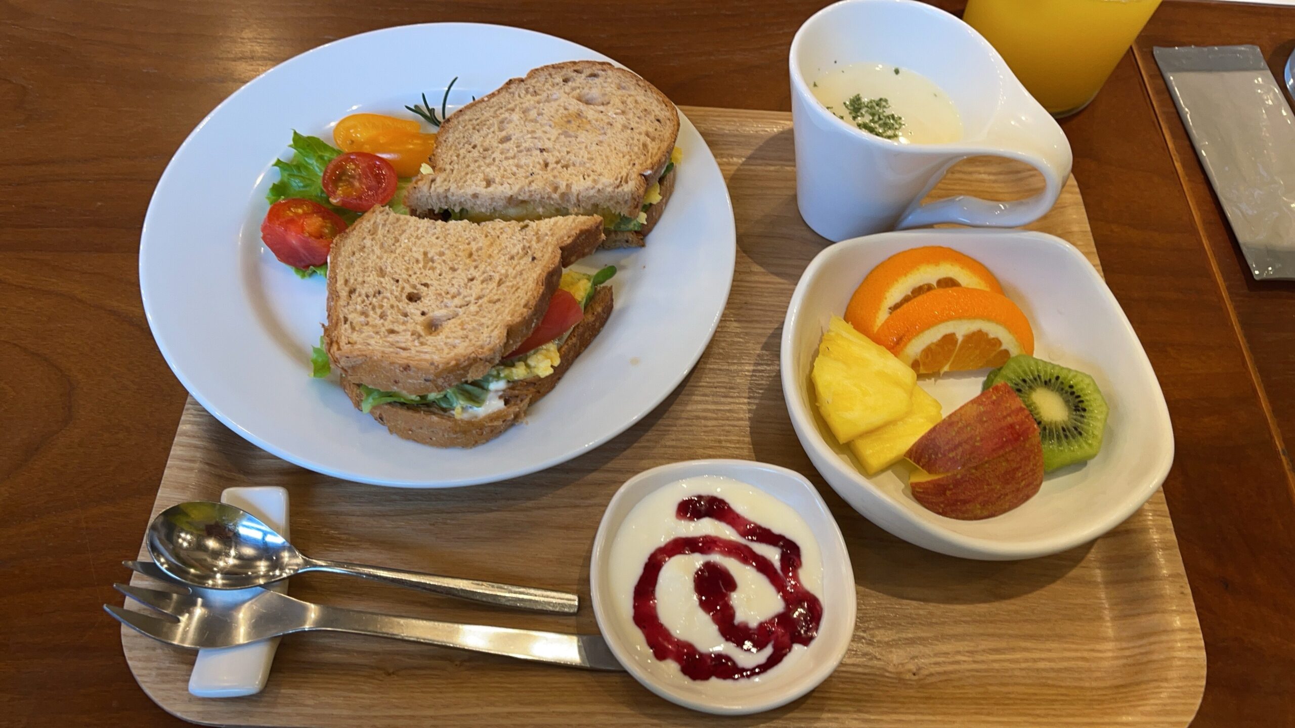 샌드위치 세트"UMIGOTO"CAFE